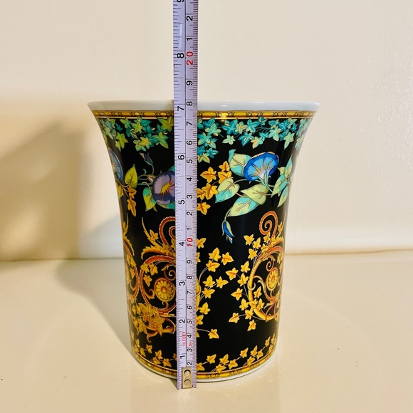 Versace x Rosenthal Vintage Gold Ivy Pattern Porcelain Vase 7 inches Tall - Picture 5 of 10